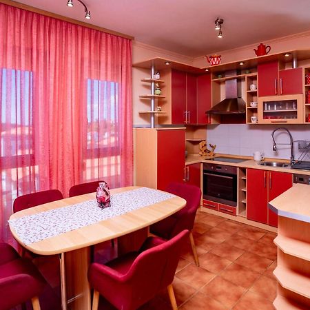 Rab Centar Due Apartment Palit ภายนอก รูปภาพ