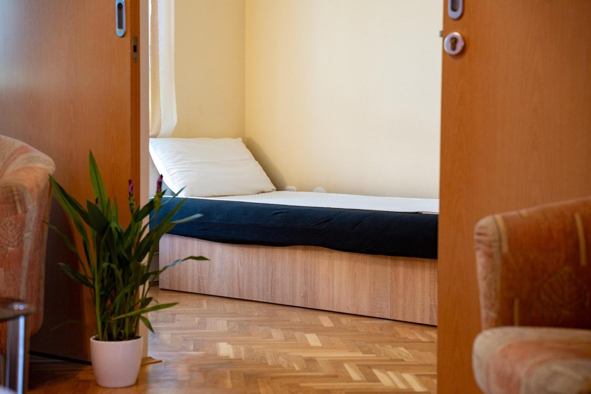 Rab Centar Due Apartment Palit ภายนอก รูปภาพ