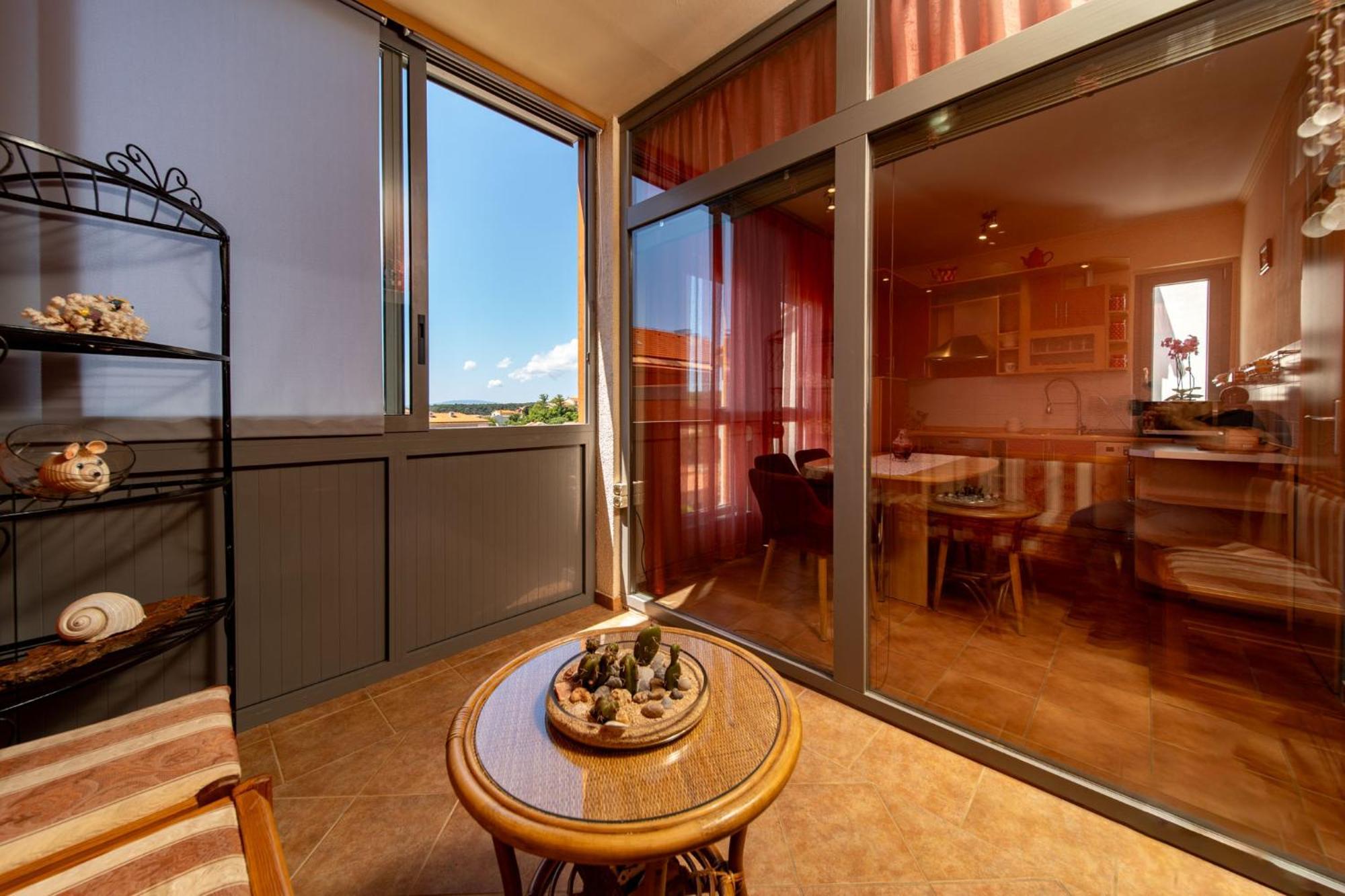 Rab Centar Due Apartment Palit ภายนอก รูปภาพ